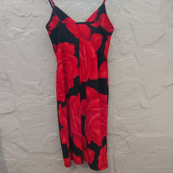 **SOLD** 90s y2k rose bodycon minidress - Picture 3 of 7